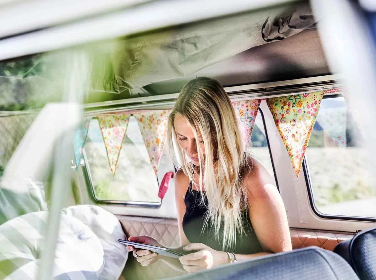 Beleef de camperbus-lifestyle — Vrijheid & Avontuur