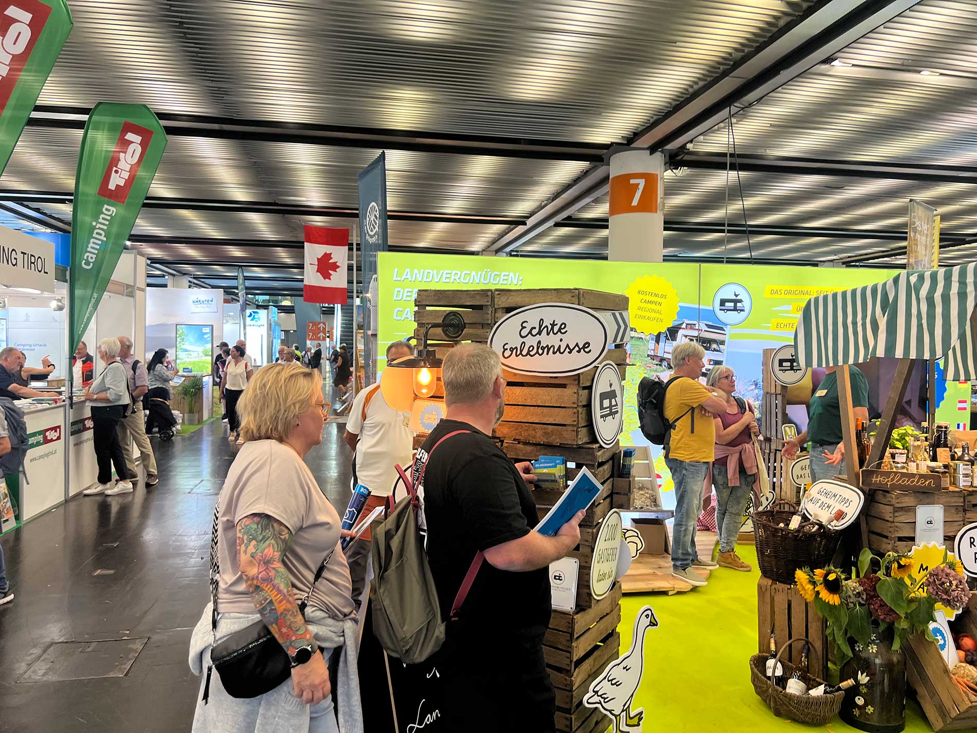 Caravan Salon 2025 — Dachzelt-Bereich