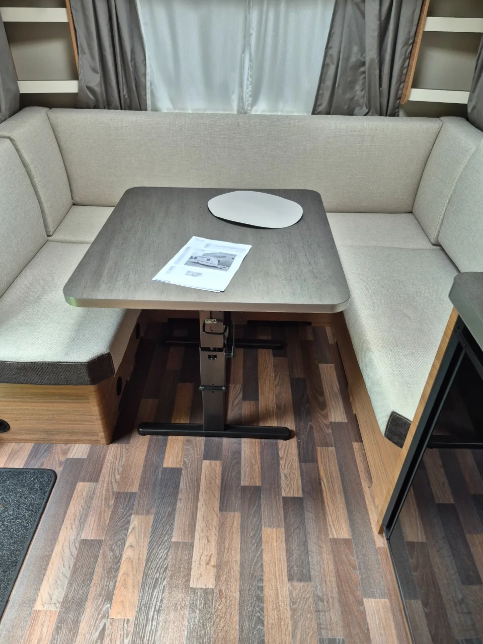 Weinsberg CaraOne FU450 hot edition - Bild 11