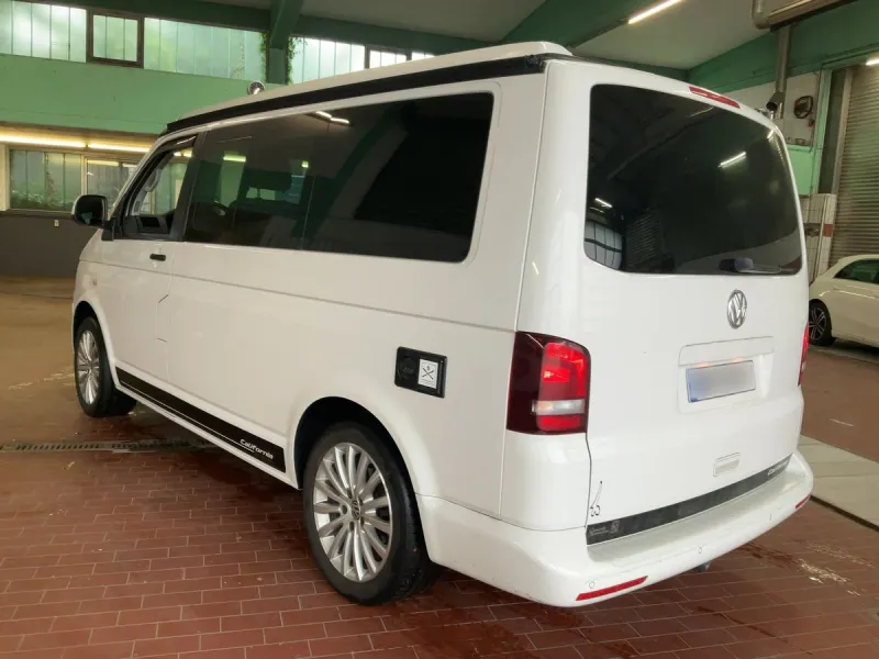 T5 California 2.0 TDI Comfortline Aufstelldach 4Motion - Bild 2