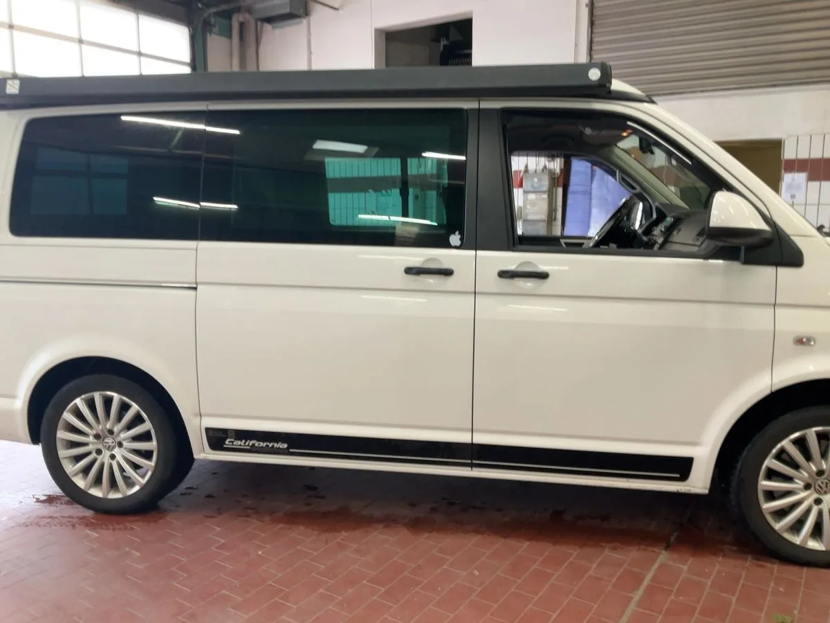 T5 California 2.0 TDI Comfortline Aufstelldach 4Motion - Bild 5
