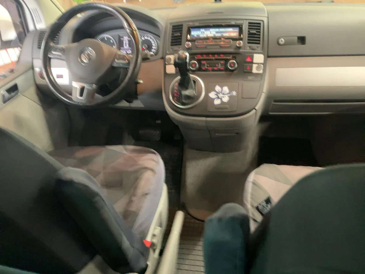 T5 California 2.0 TDI Comfortline Aufstelldach 4Motion - Bild 8