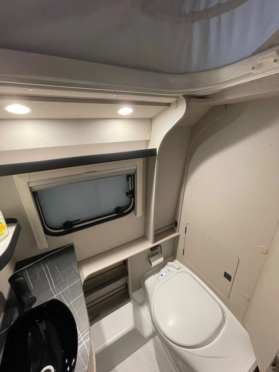 Eriba Touring 320 - Bild 9