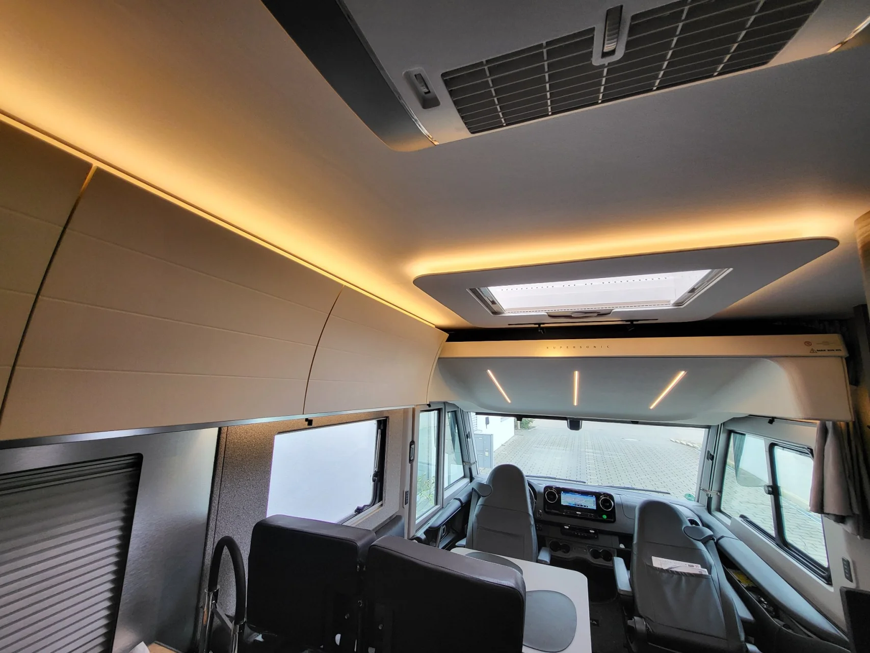 Adria Supersonic 780SL - Bild 13