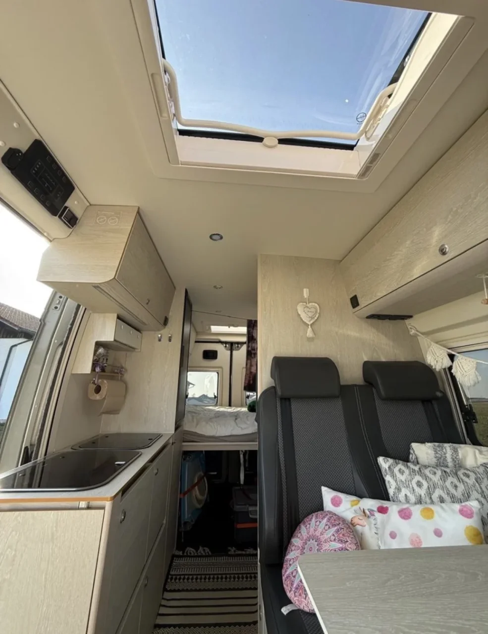 Tourne 435/ Luftfahrwerk/ 150Ah Lithium/ Winterpaket - Bild 10