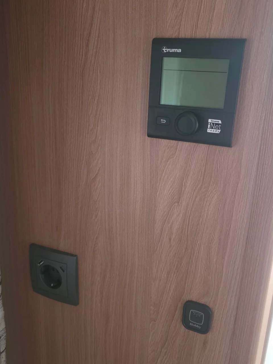 Hobby WFB 495 de Luxe mit Heckbad - Bild 15